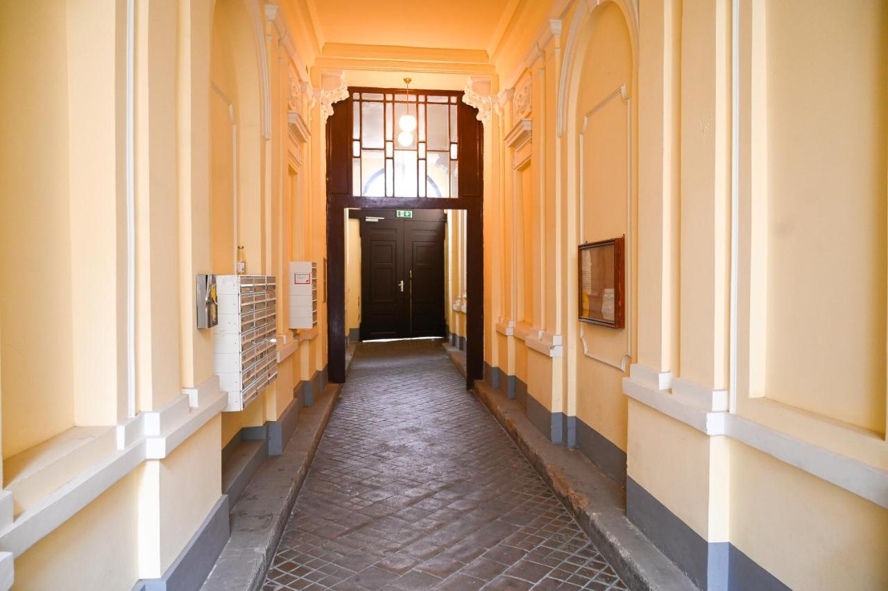 Modern Suite Schoenbrunn Vienna Exterior photo